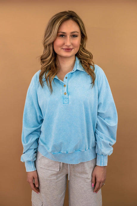 Presley Button Up Pullover in Blue