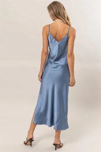 Estelle Satin Maxi - Dusty blue